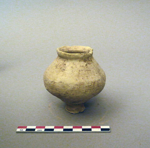 vase, image 1/1