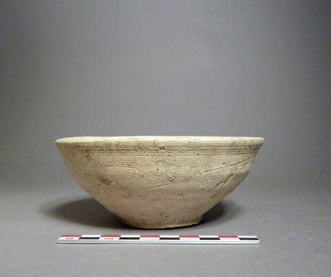 vase, image 1/1