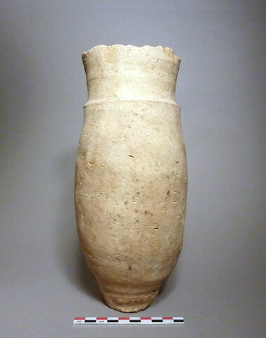 vase, image 1/1