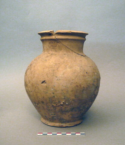 vase, image 1/1