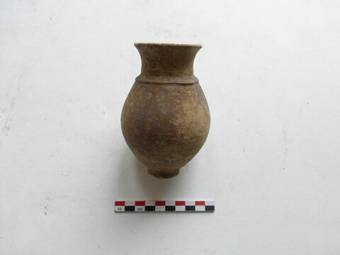 vase, image 1/1