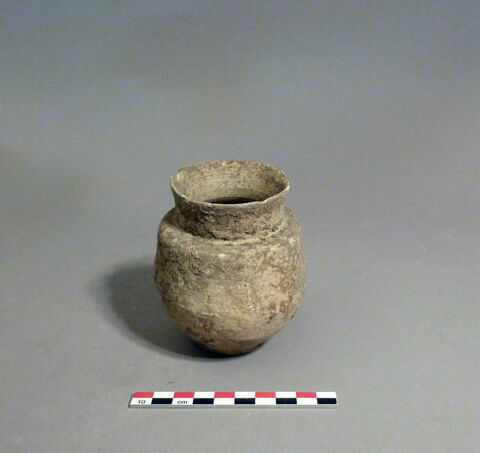 vase, image 1/1