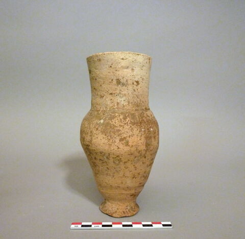 vase, image 1/1