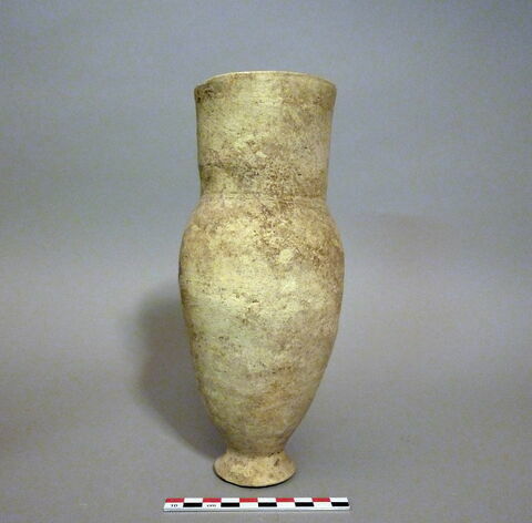 vase, image 1/1