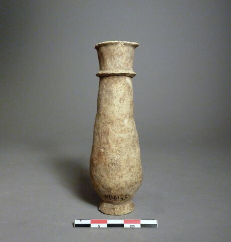 vase, image 1/1