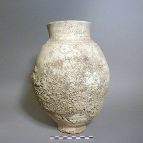 vase, image 1/1