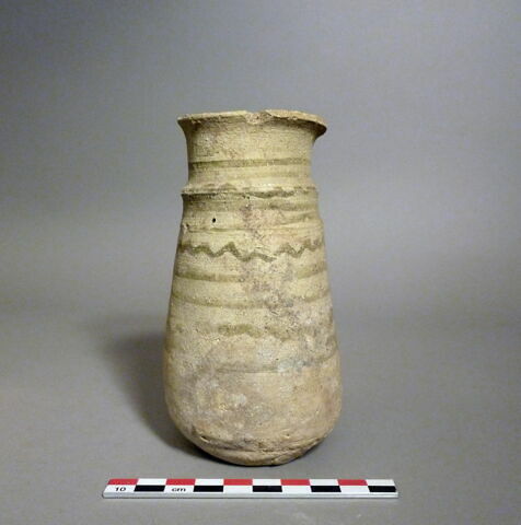 vase, image 1/1