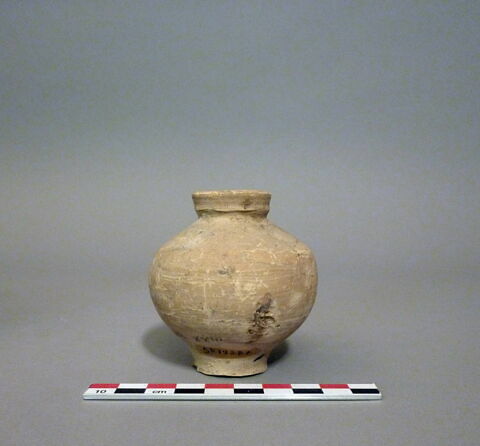 vase, image 1/1