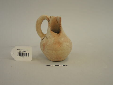 vase, image 1/1