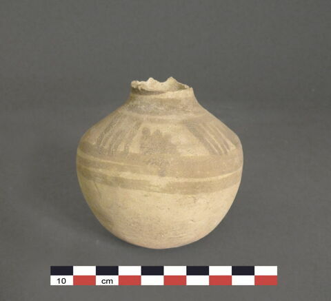 vase, image 1/1