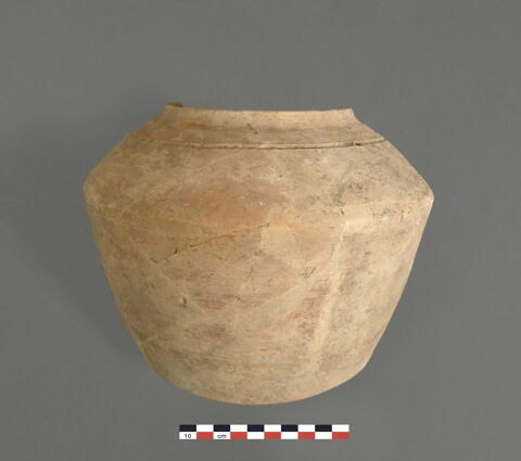 vase, image 1/1