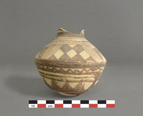 vase, image 2/3