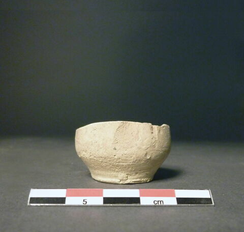 vase, image 1/1