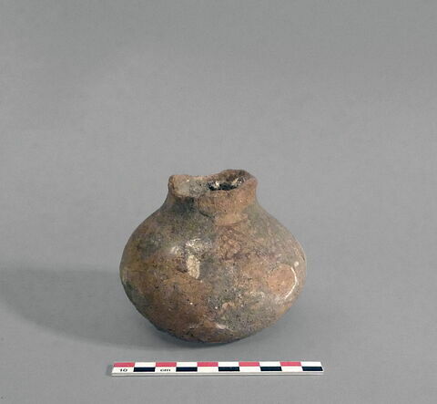 vase, image 1/1