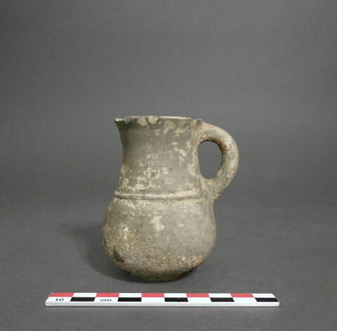 vase, image 1/1
