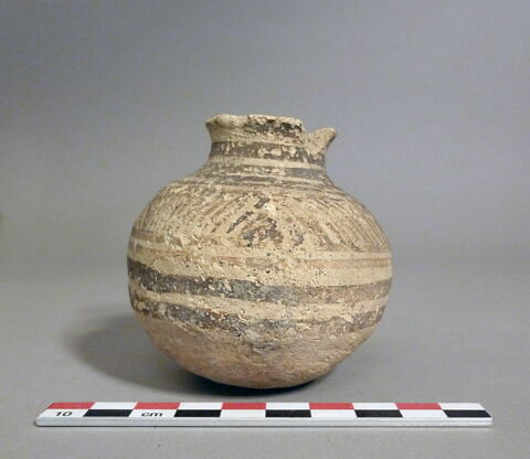 vase, image 1/1