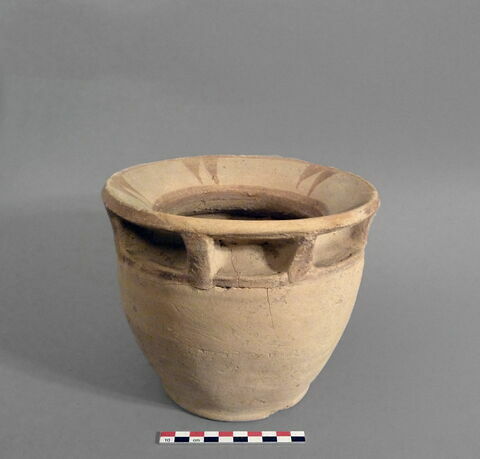 vase, image 1/1