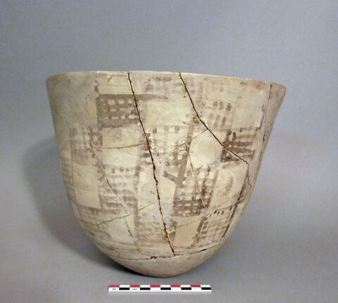 vase, image 1/1