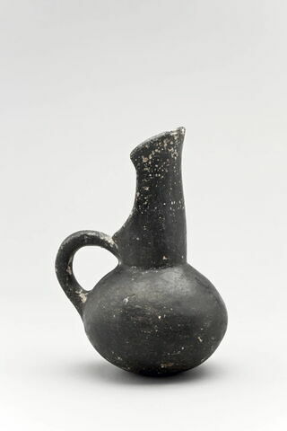 vase, image 2/5