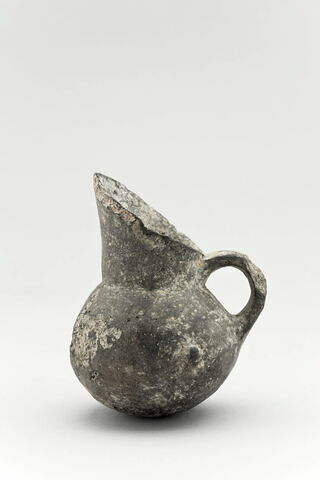 vase, image 2/5