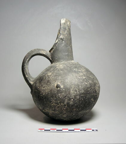 vase, image 3/6