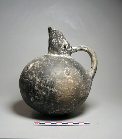 vase, image 3/6