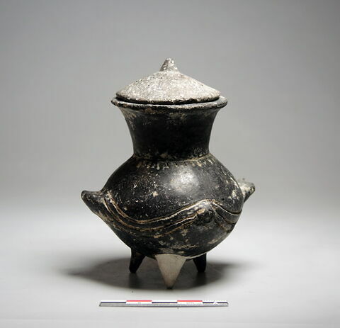 vase  ; couvercle, image 6/7