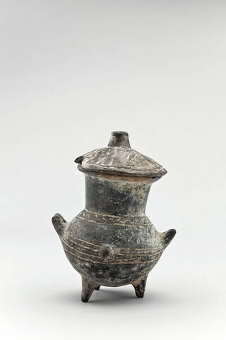 vase  ; couvercle, image 1/7