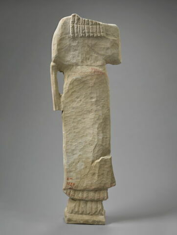 statue ; sculpture, image 4/4