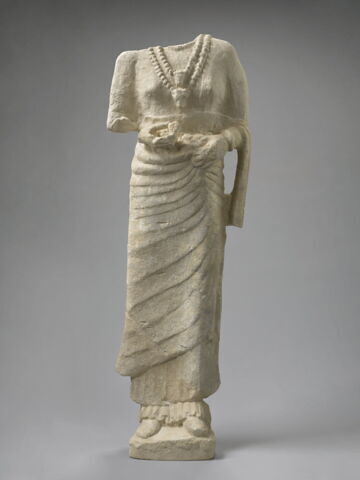 statue ; sculpture