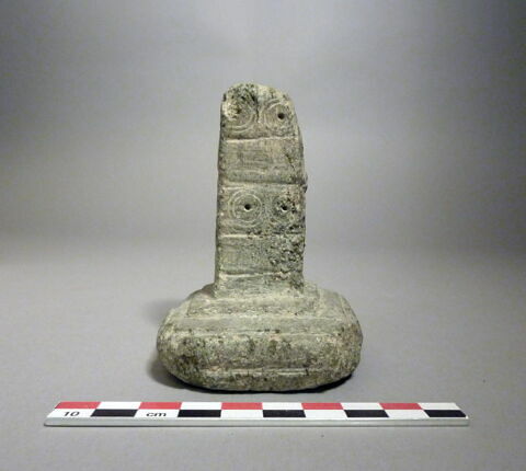 clou, image 1/3