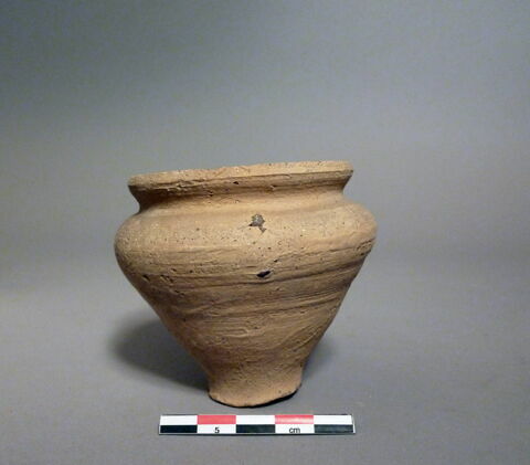 vase, image 1/1