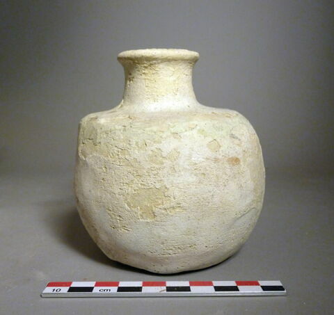 vase, image 1/1