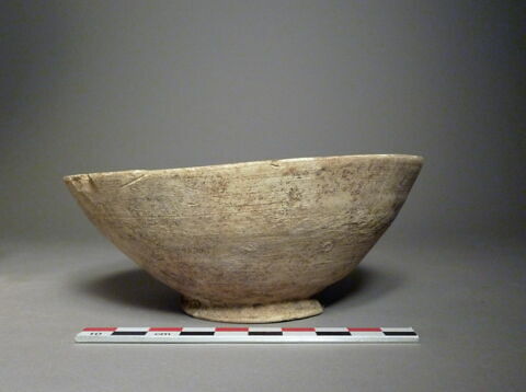 vase, image 1/1