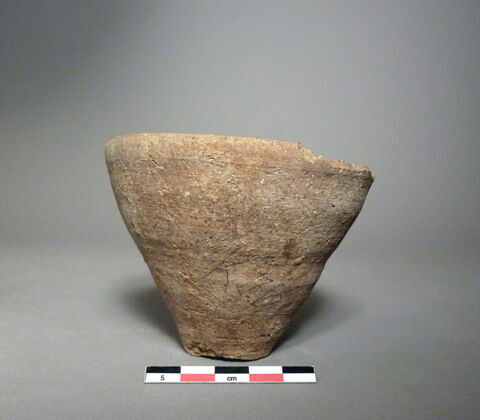 vase, image 1/1