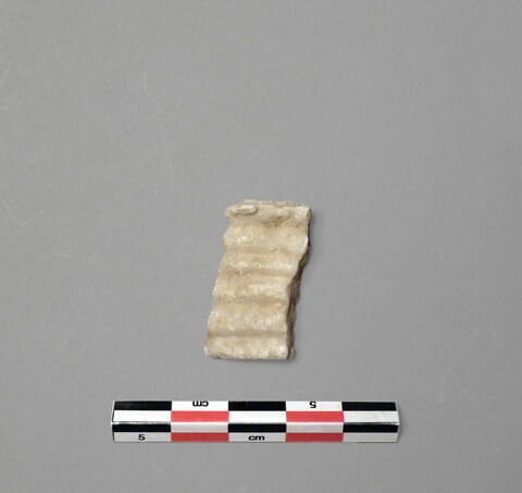 vase, image 1/1