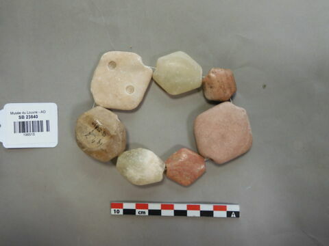 collier ; perle, image 1/2