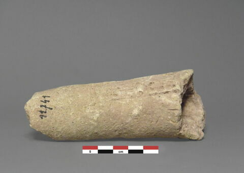 clou de fondation ; document écrit ; objet votif, image 1/1