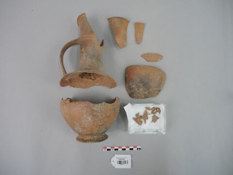 vase, image 1/3