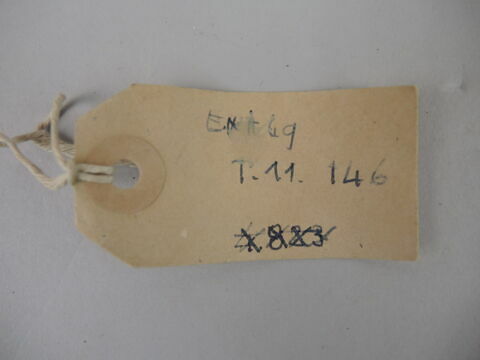 vase, image 3/3