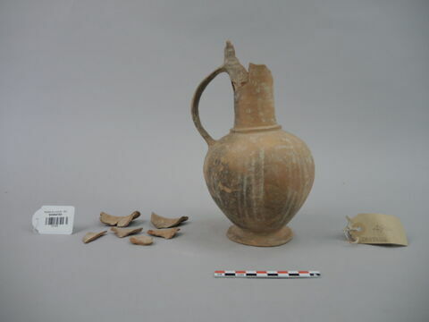 vase, image 1/3