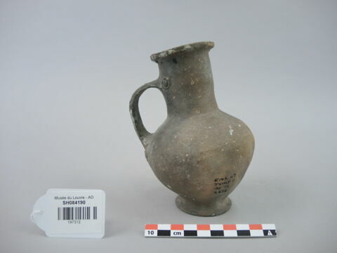 vase, image 1/1