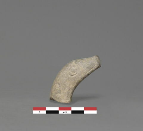 sculpture, image 2/2