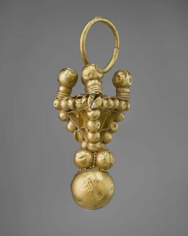 boucle d'oreille, image 2/2
