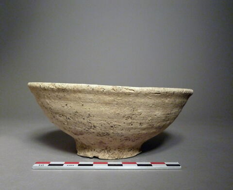 vase, image 1/1