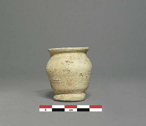 vase, image 1/1