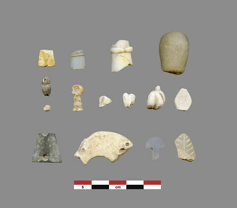 vase ; fragment ; élément ; perle ; masse d'armes, image 1/1