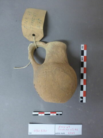 vase, image 1/2