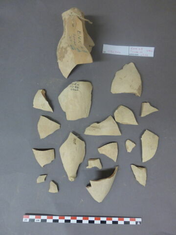 vase, image 4/4