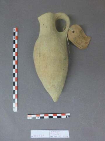 vase, image 1/1